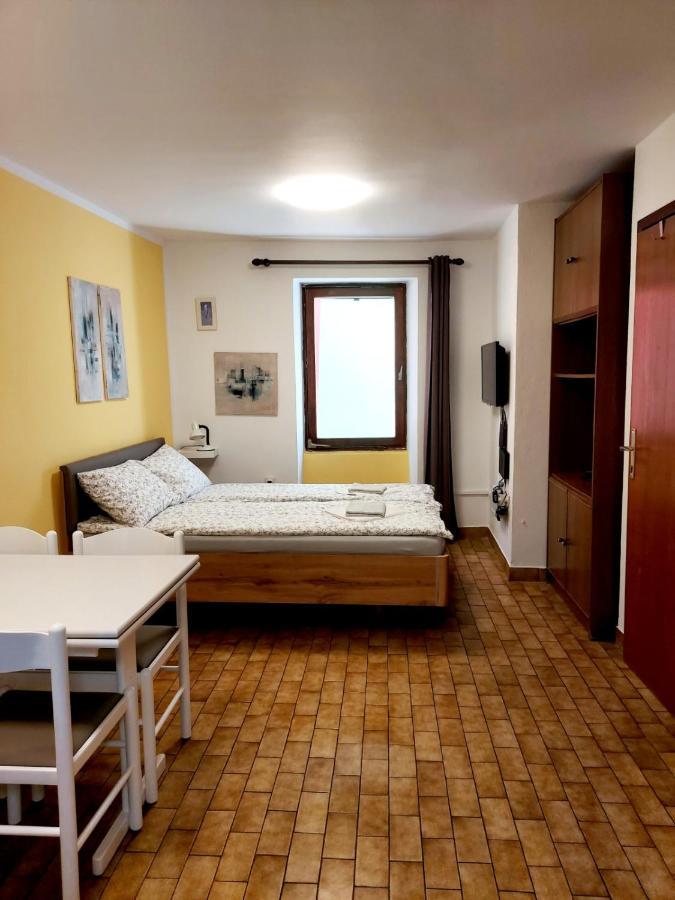 Terra Apartment